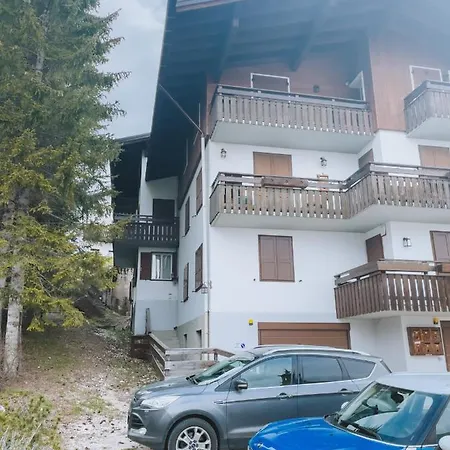 Casa Alvera Daire Cortina dʼAmpezzo